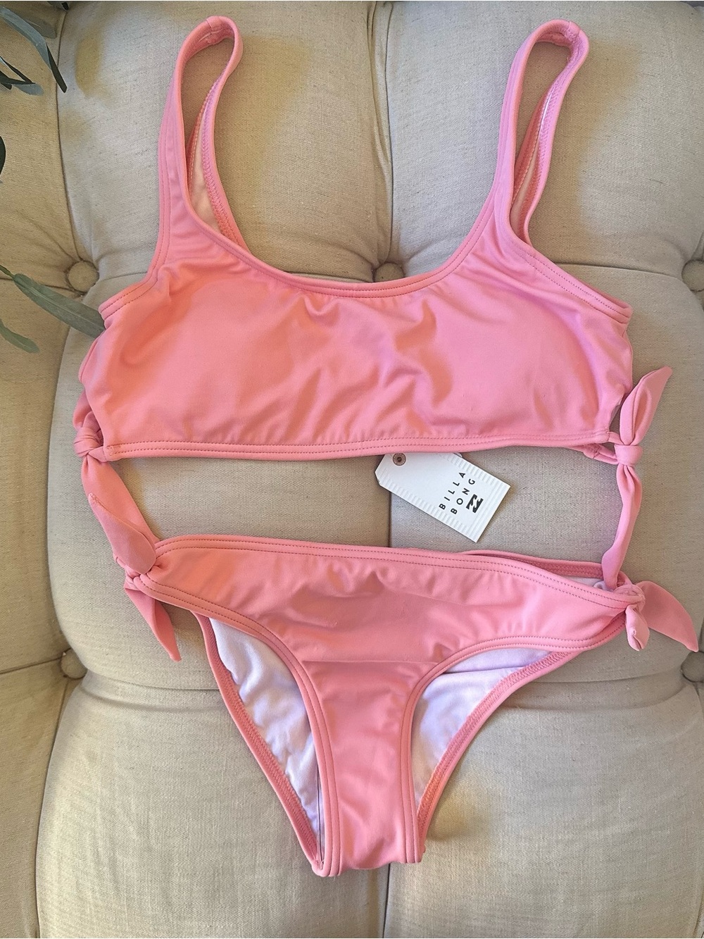 Billabong Lil Love Palms Handkerchief Pink Two-Piece Bikini Swimsuit size 14